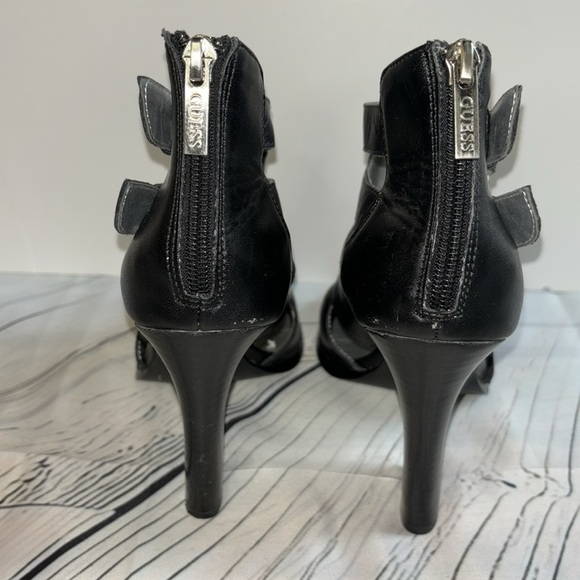GUESS Peep Toe Double Buckle Straps Back Zip Heel Sandals Size 9 - Picture 5 of 12